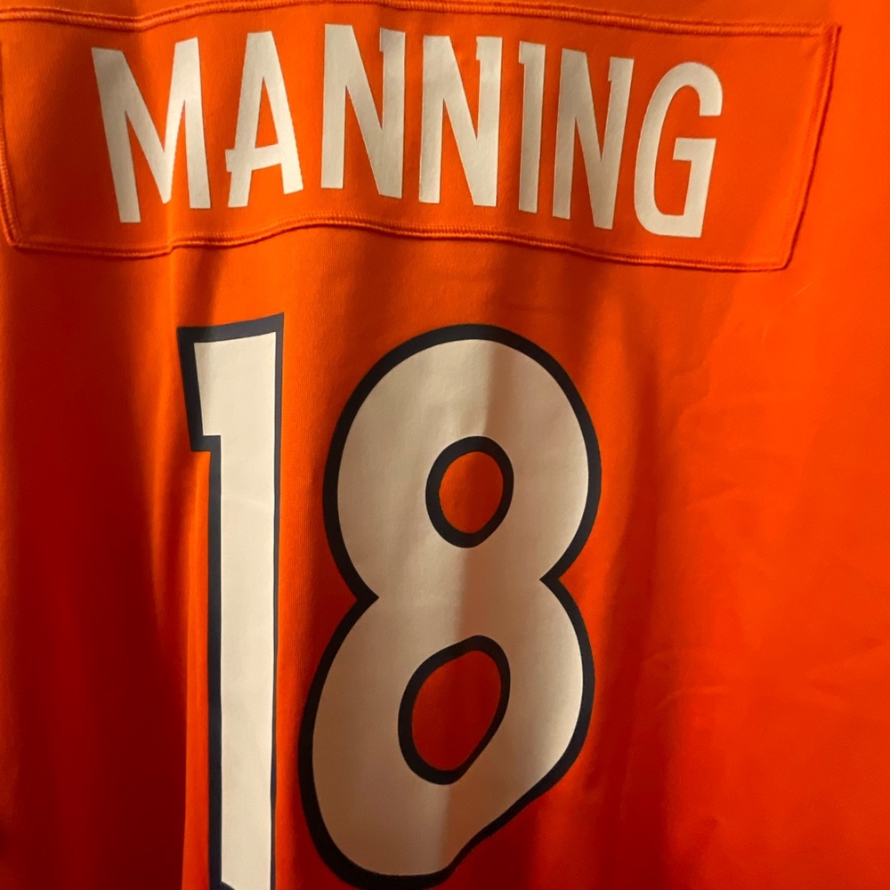 SOLD Nike NFL Denver Broncos Peyton Manning QB #18 - Picture 6 of 9